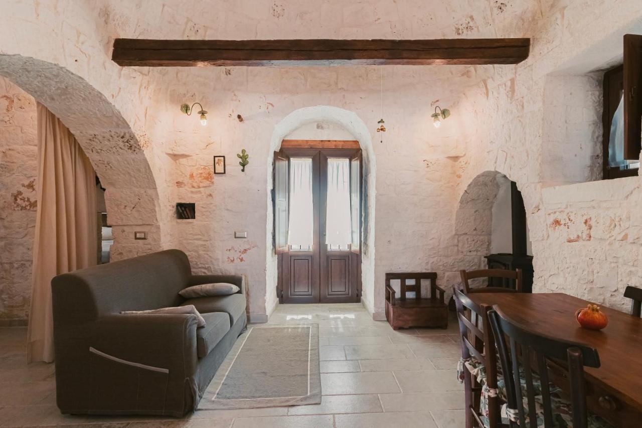 Trulli Tiche Cisternino
